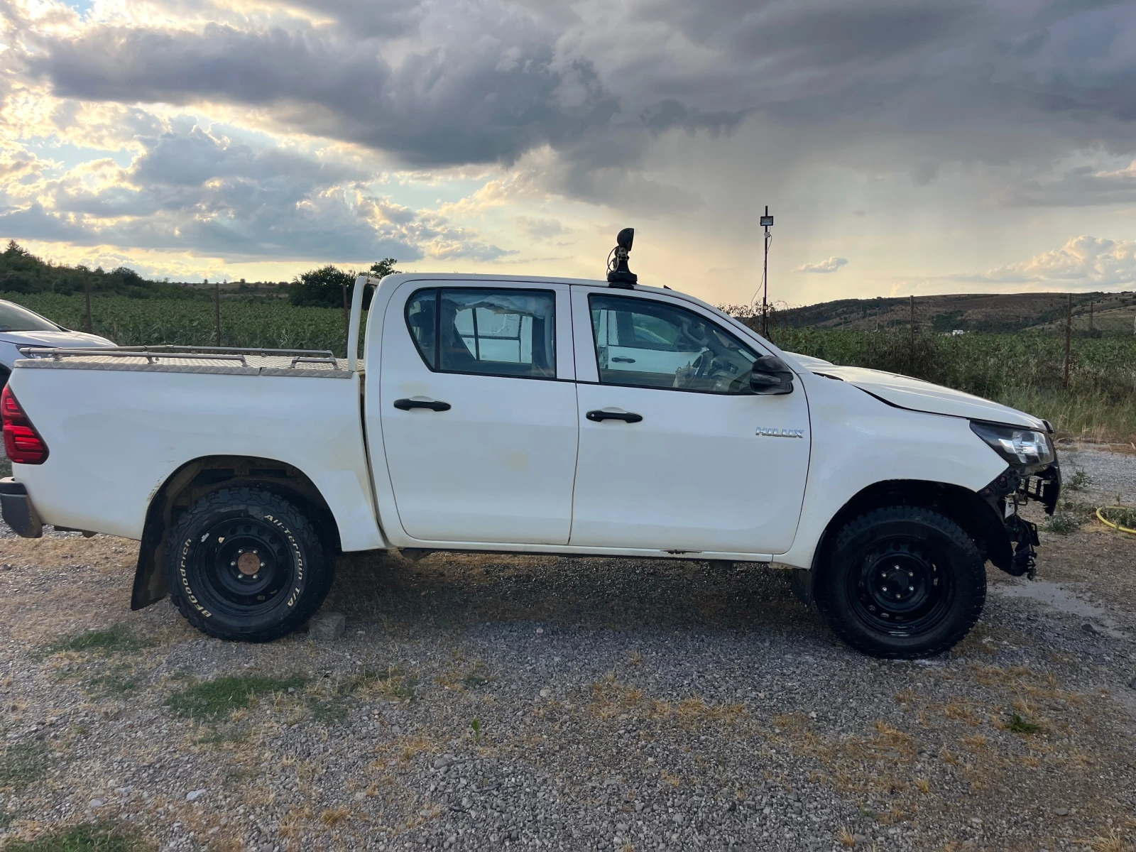 Toyota Hilux 2.4 2 ���� | Mobile.bg � ����������� 3