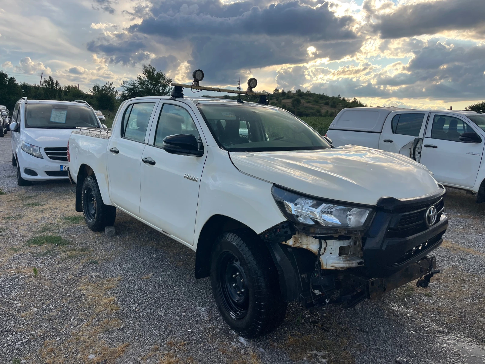 Toyota Hilux 2.4 2 ���� | Mobile.bg � ����������� 2