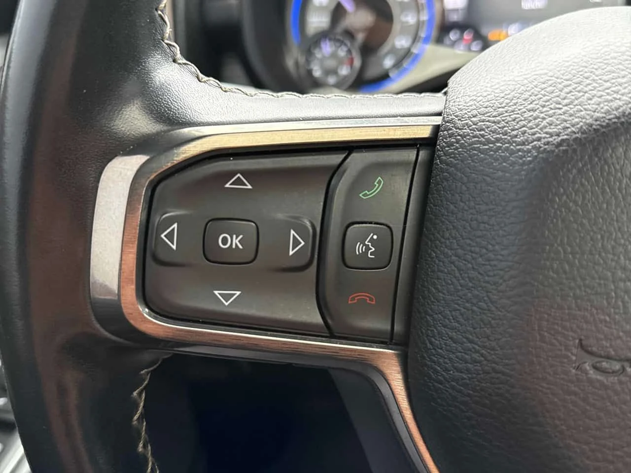 Dodge RAM 1500 * Limited * АВТОКРЕДИТ БЕЗ ПЪРВОНАЧАЛНА ВНОСКА* , снимка 17 - Автомобили и джипове - 55680997