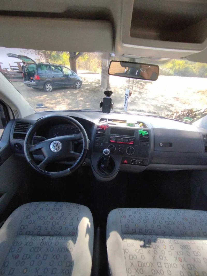 VW T5, снимка 5 - Бусове и автобуси - 47462713