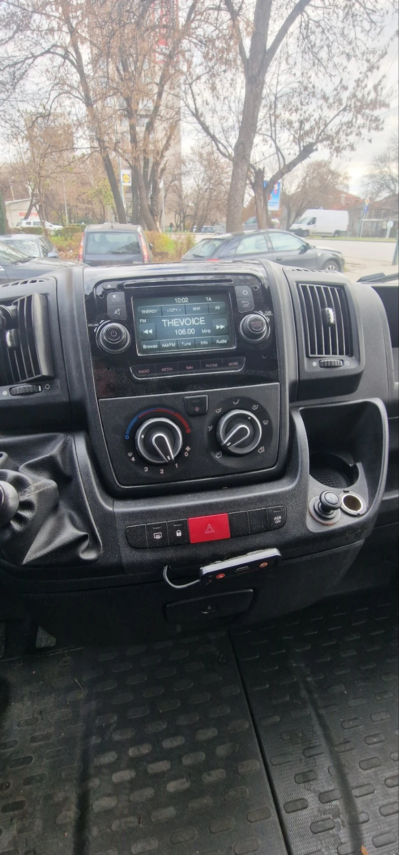 Peugeot Boxer L2H2, снимка 10 - Бусове и автобуси - 52712397