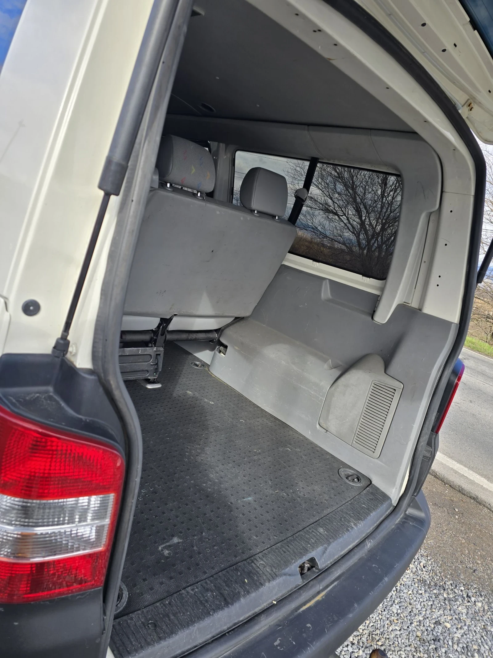 VW Caravelle 2.5TDI174hp XL - изображение 9