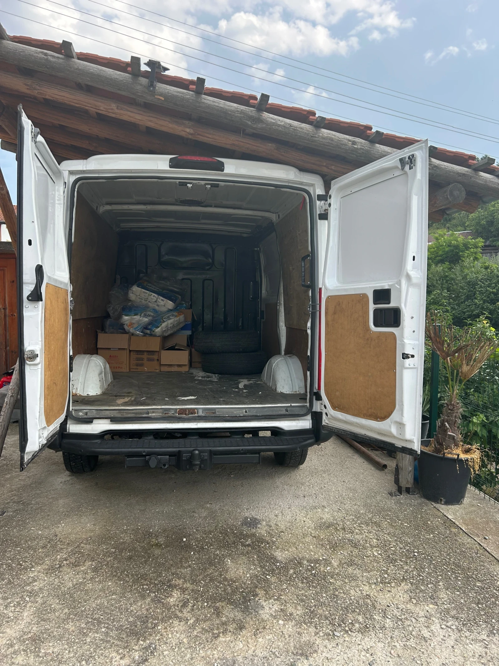 Iveco Daily, снимка 8 - Бусове и автобуси - 55627374