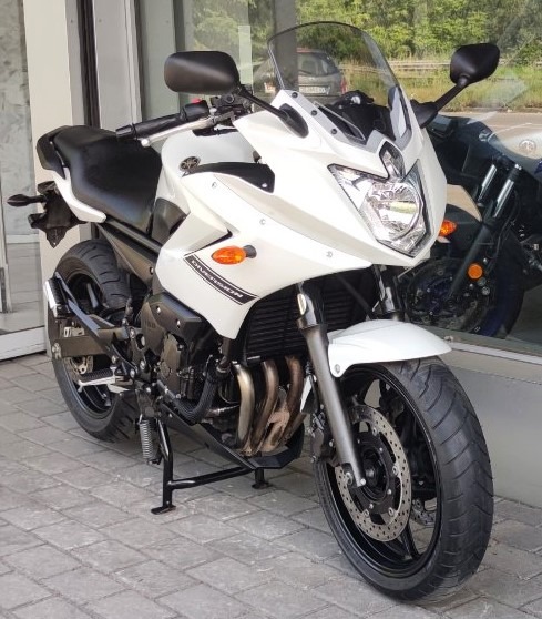 Yamaha XJ6 Diversion, снимка 1 - Мотоциклети и мототехника - 46353968