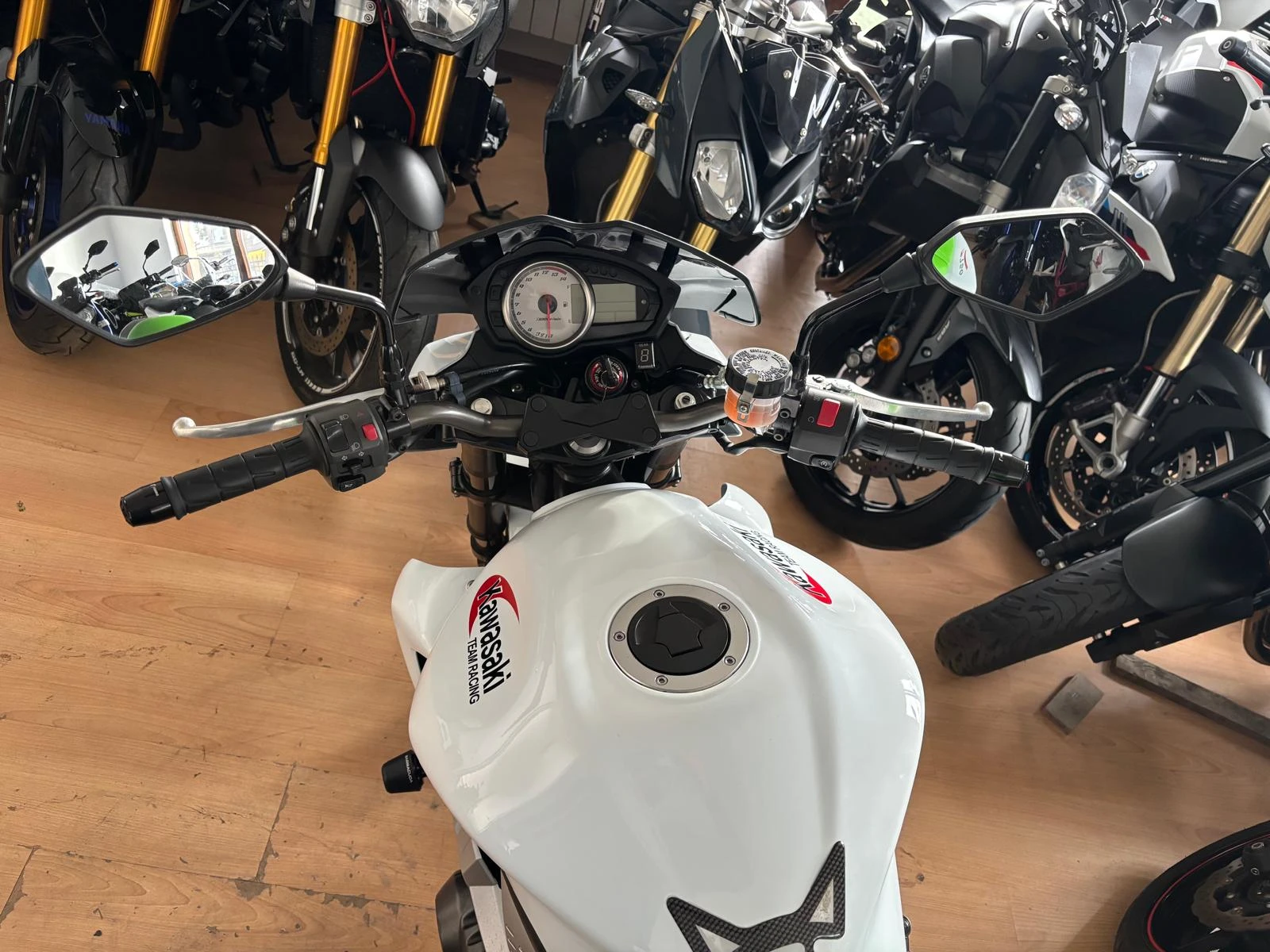 Kawasaki Z 750, снимка 13 - Мотоциклети и мототехника - 53627109