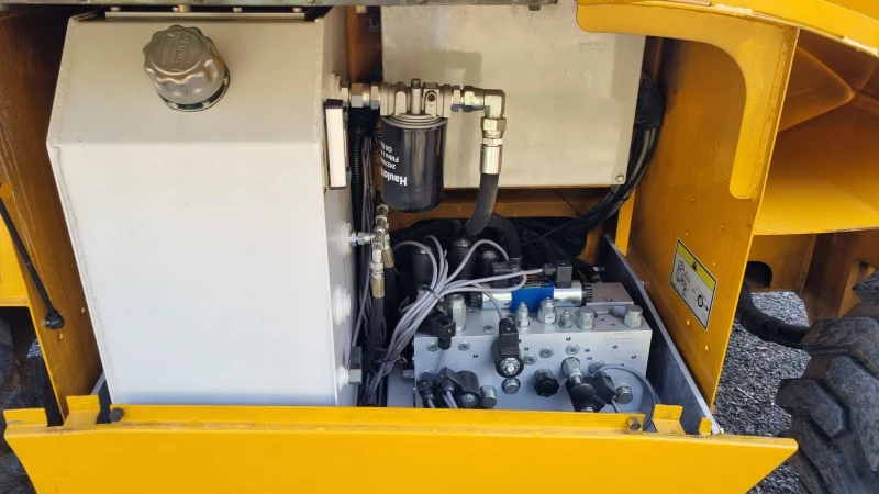 Автовишка Друга марка HAULOTTE COMPACT 10DX  4x4, снимка 11 - Индустриална техника - 49209332