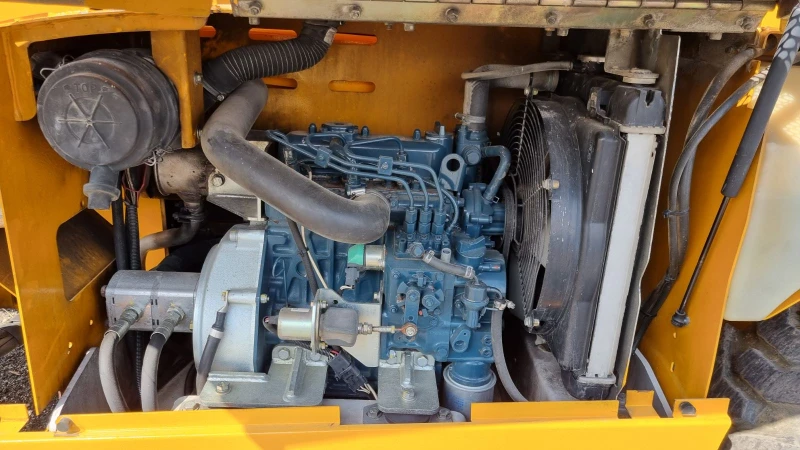 Автовишка Друга марка HAULOTTE COMPACT 10DX  4x4, снимка 12 - Индустриална техника - 49209332