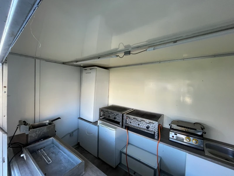 Каравана HYMER / ERIBA WM MEYER, снимка 9 - Каравани и кемпери - 52863295