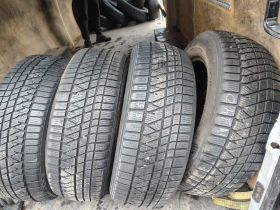 Гуми Зимни 235/65R18, снимка 1