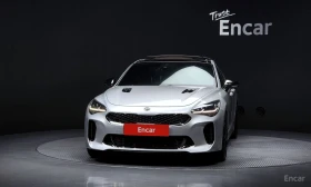 Kia Stinger 3.3* GT* ПОДГРЕВ* ОБДУХВАНЕ* ХЕДЪП* КАМЕРА* КЕЙЛЕС, снимка 3