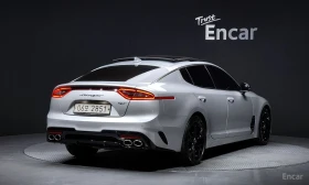 Kia Stinger 3.3* GT* ПОДГРЕВ* ОБДУХВАНЕ* ХЕДЪП* КАМЕРА* КЕЙЛЕС, снимка 2