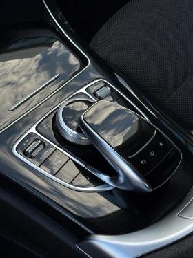 Mercedes-Benz C 220 Avantgarde Сервизна История, снимка 11