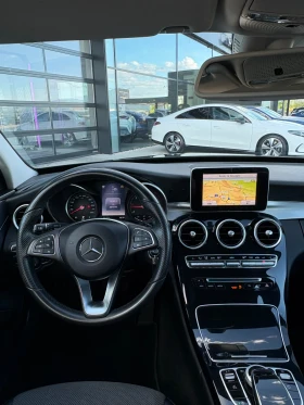 Mercedes-Benz C 220 Avantgarde Сервизна История, снимка 13