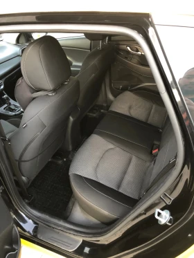 Hyundai I30 1.6 CRDI, снимка 8