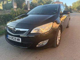 Opel Astra АВТОМАТИК / ПОДГРЕВ ВОЛАН И СЕДАЛКИ / АВТОПИЛОТ , снимка 1