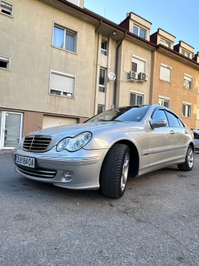������ Mercedes-Benz C 270