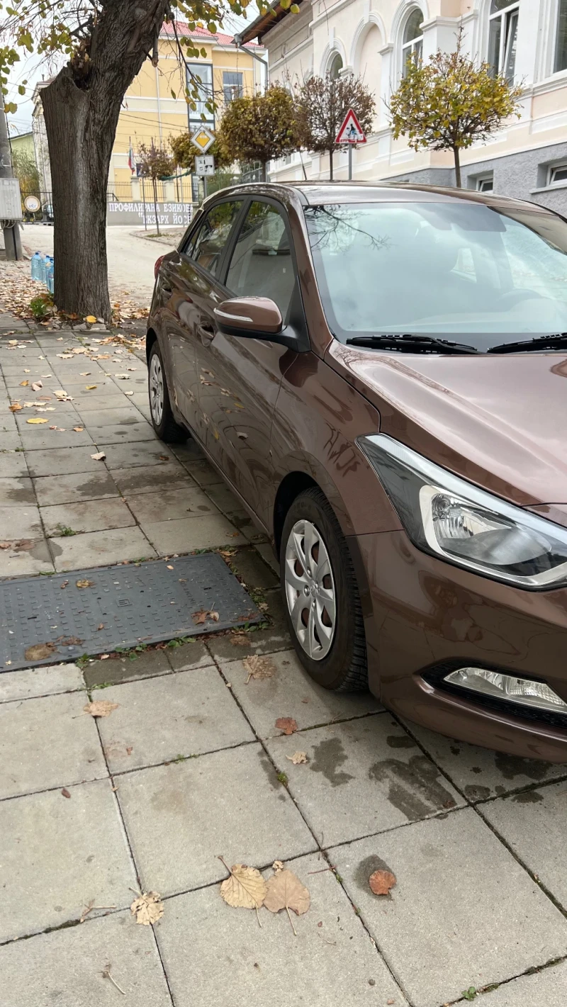 Hyundai I20, снимка 3 - Автомобили и джипове - 48014727