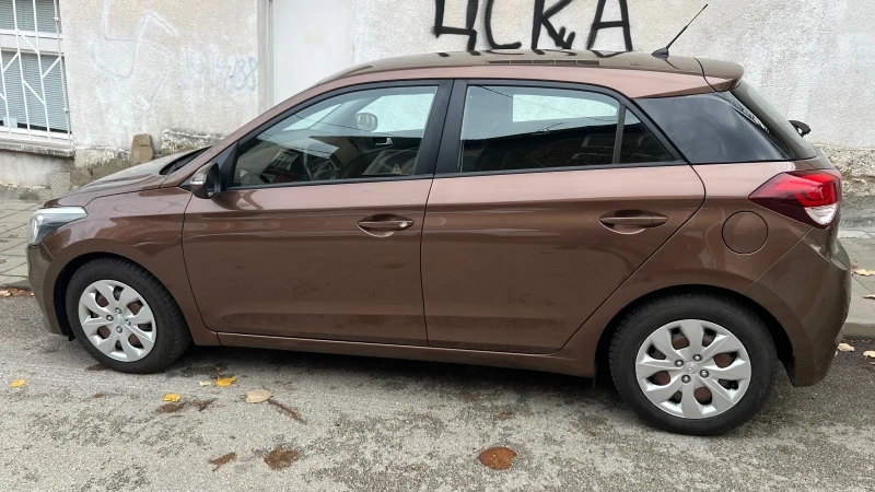 Hyundai I20, снимка 11 - Автомобили и джипове - 48014727