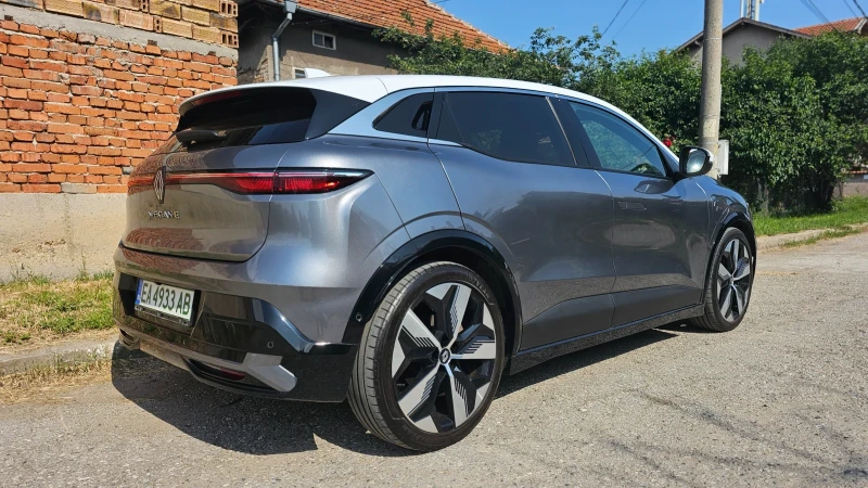 Renault Megane E-Tech Techno / Optimum Charge, снимка 3 - Автомобили и джипове - 48199200