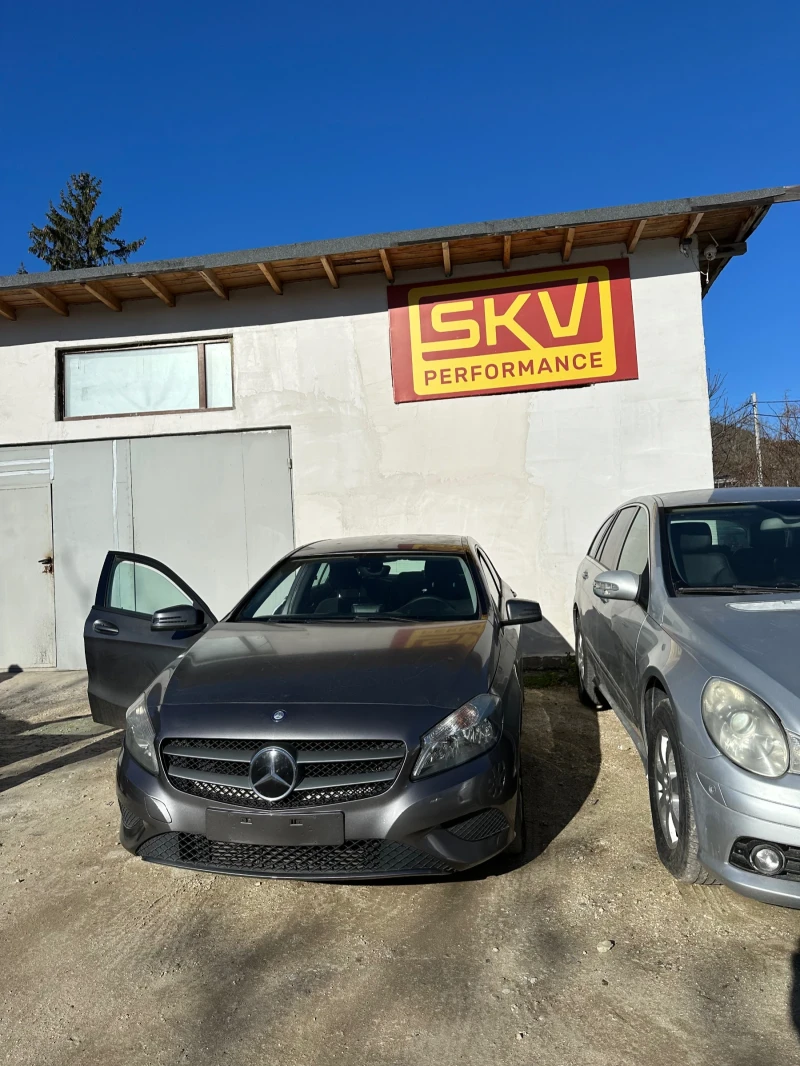 Mercedes-Benz A 180 CDI Уникат, снимка 10 - Автомобили и джипове - 48378093