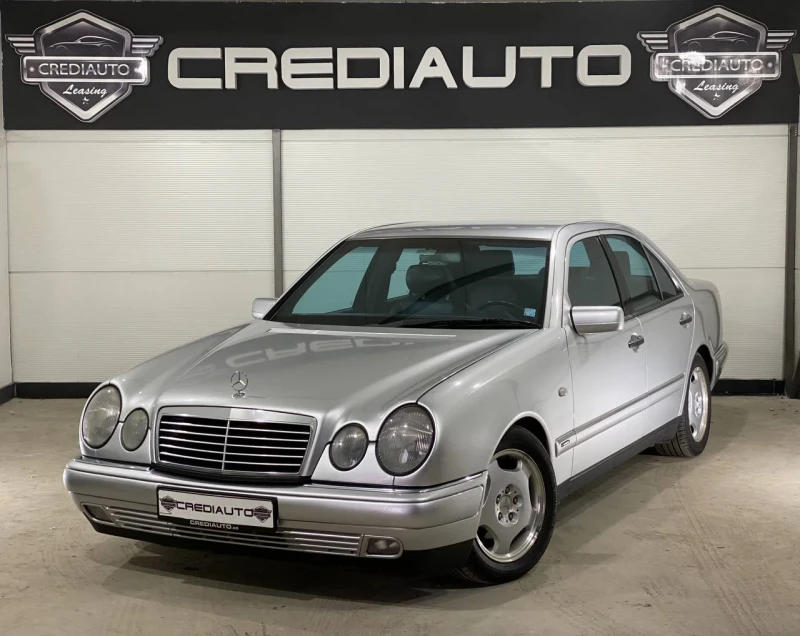 Mercedes-Benz E 250 CDI, снимка 1 - Автомобили и джипове - 48639532