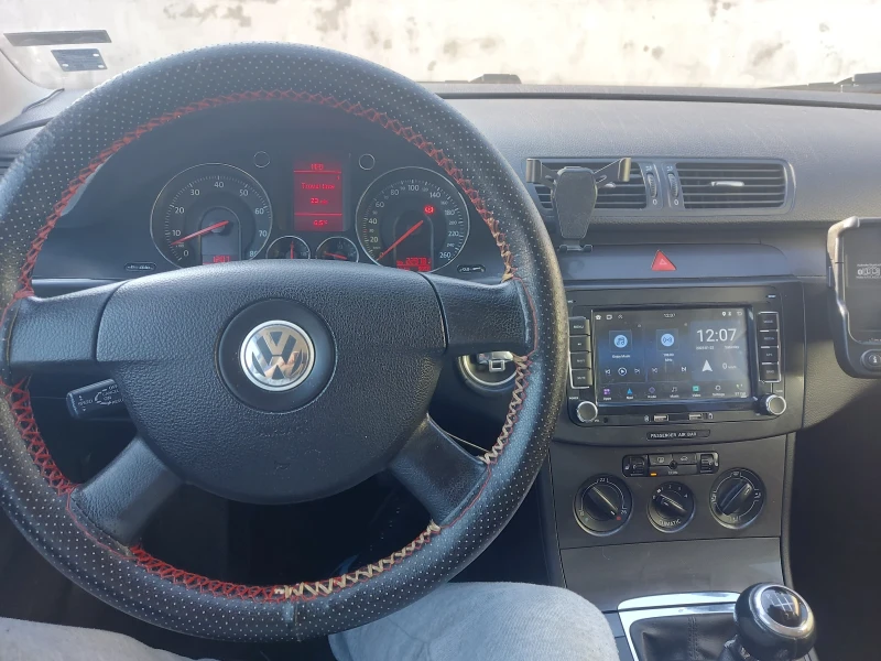 VW Passat, снимка 9 - Автомобили и джипове - 48822291