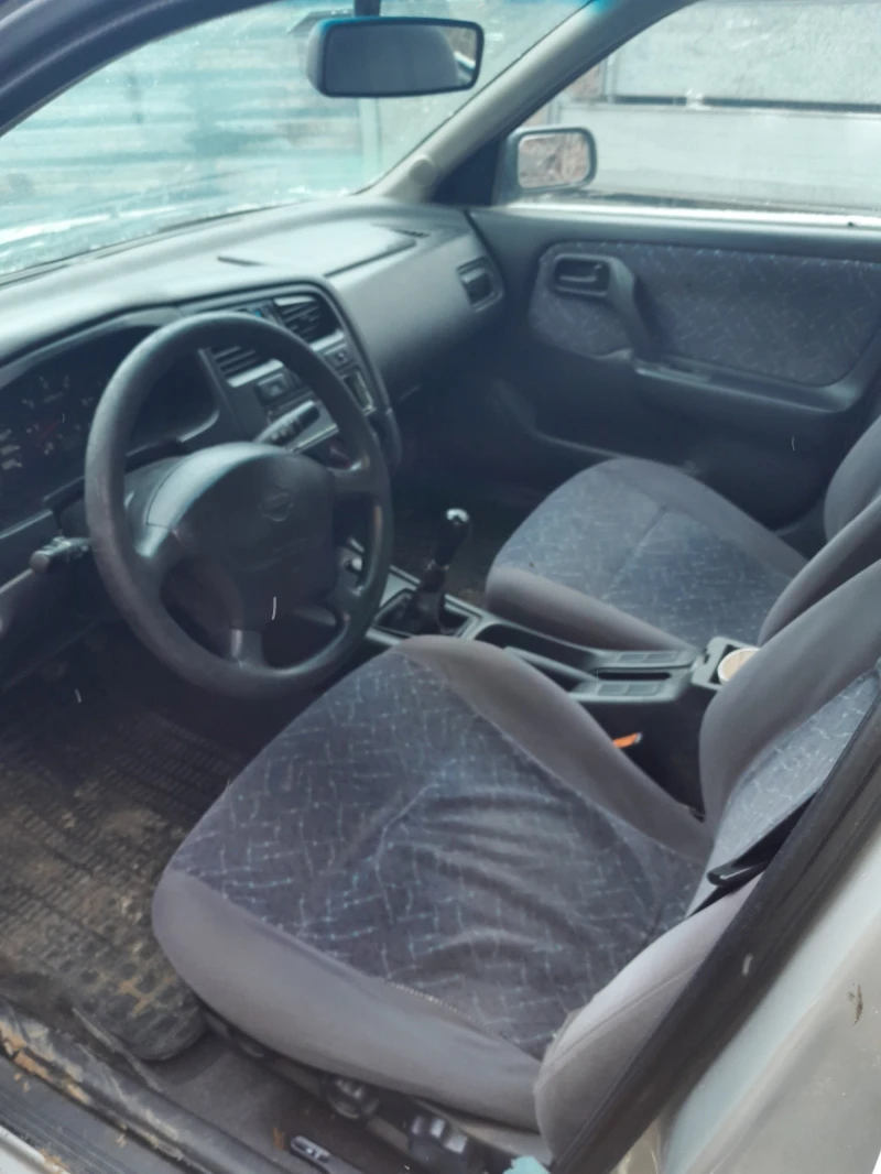 Nissan Primera, снимка 3 - Автомобили и джипове - 49110826