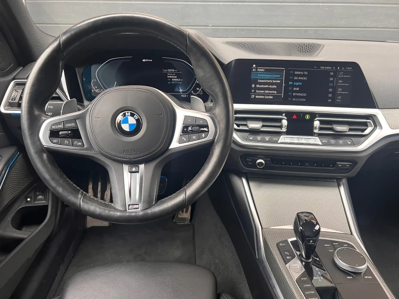 BMW 320 e xDrive Plug-in hybrid M-sport , снимка 8 - Автомобили и джипове - 49261149