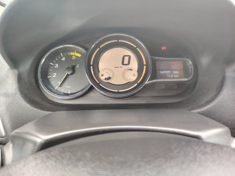 Renault Megane 1.5 DCI LIMITED, снимка 16 - Автомобили и джипове - 52699874