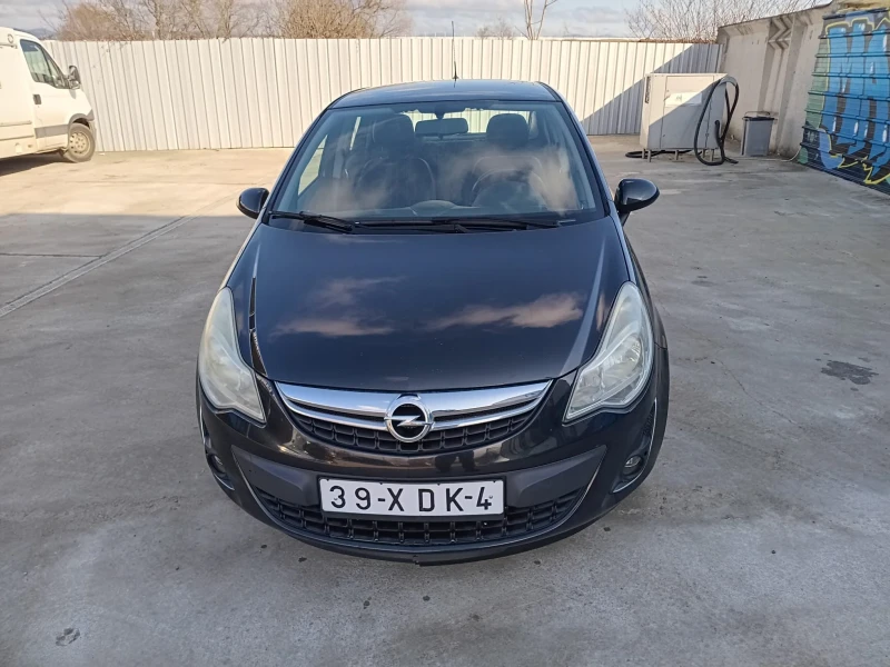 Opel Corsa 1.3 CDTI кожа нави, снимка 2 - Автомобили и джипове - 53132599