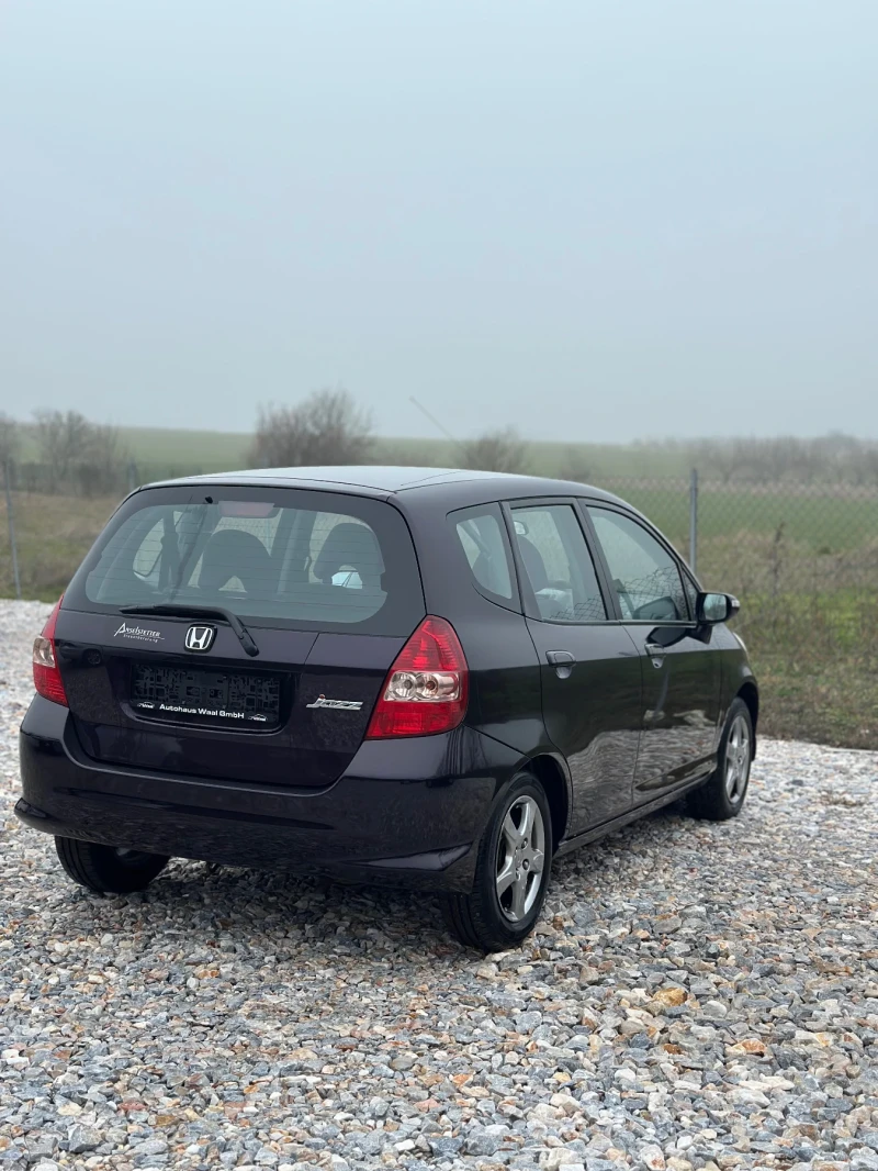 Honda Jazz 1.4i , снимка 6 - Автомобили и джипове - 53297481