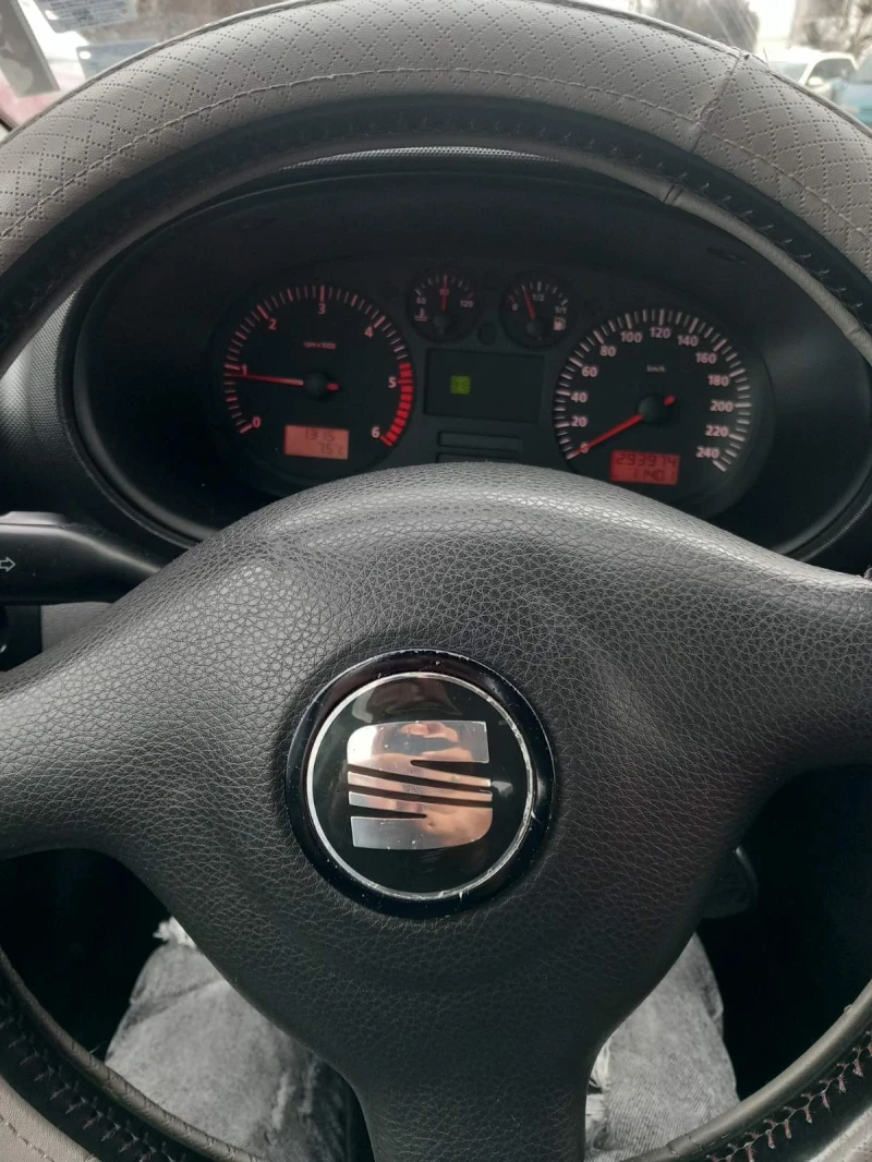 Seat Leon, снимка 6 - Автомобили и джипове - 53392221