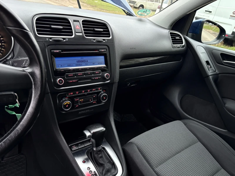 VW Golf 1.6i 102к.с.* Автоматик* 159 000км* , снимка 10 - Автомобили и джипове - 53447196