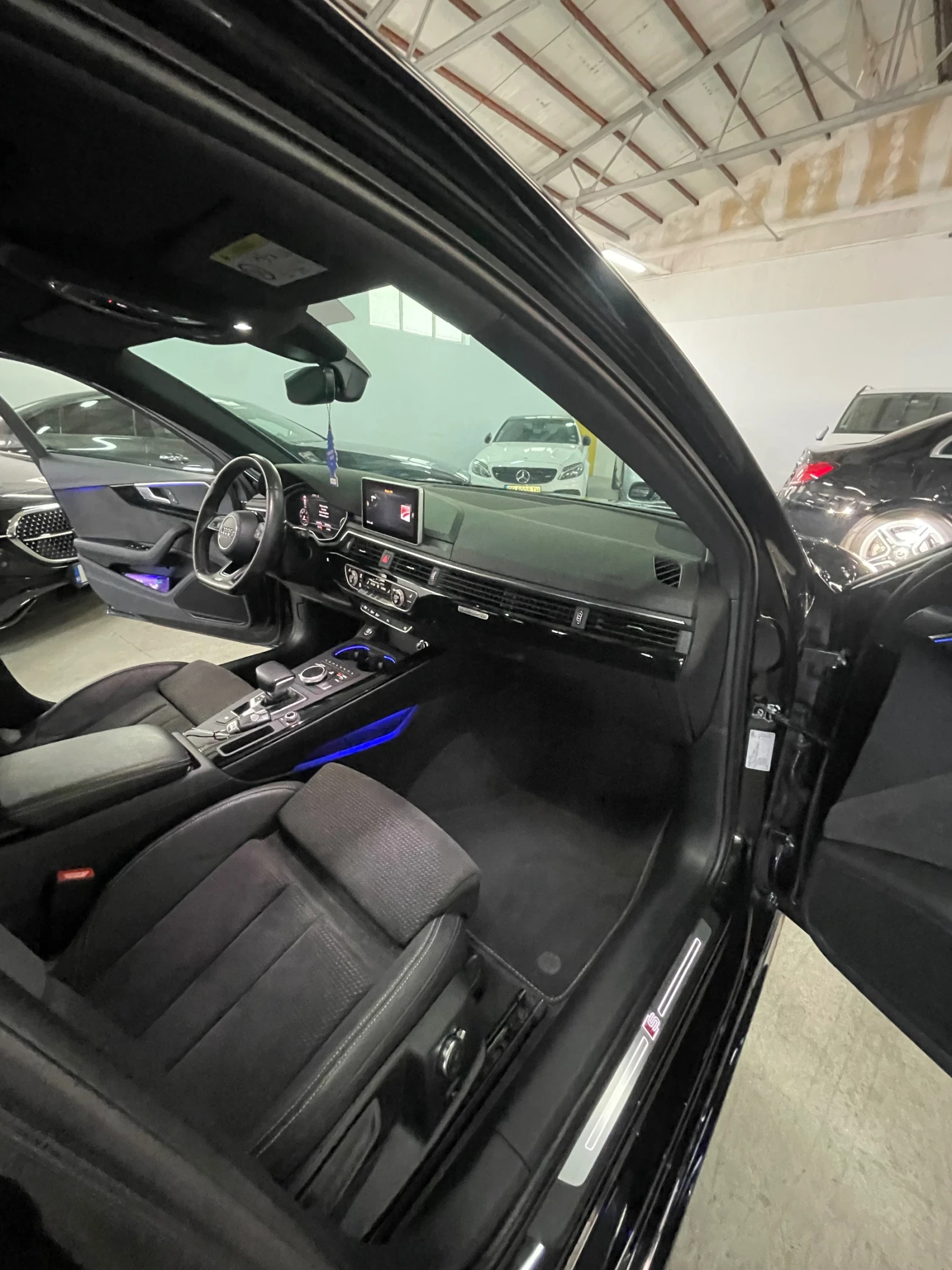 Audi A4 2.0TDI/3xSline/matr/Quattro///360/Full!! | Mobile.bg   13