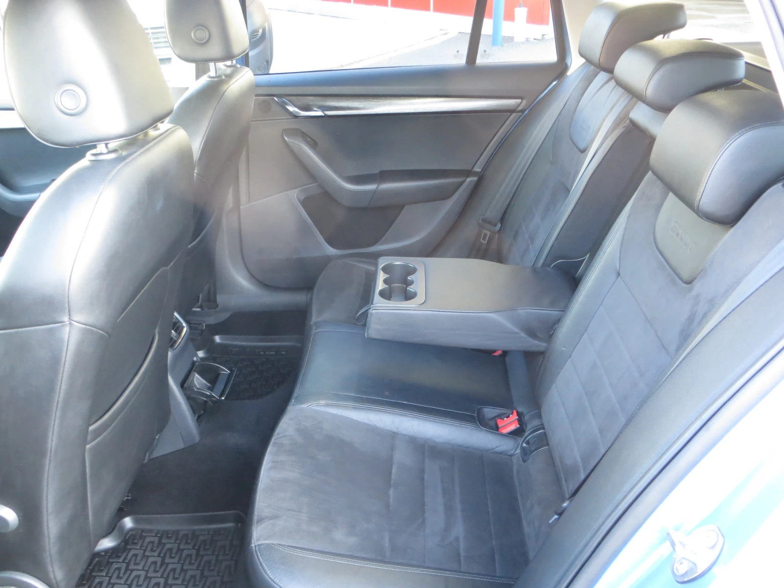 Skoda Octavia SCOUT 4x4 | Mobile.bg   12