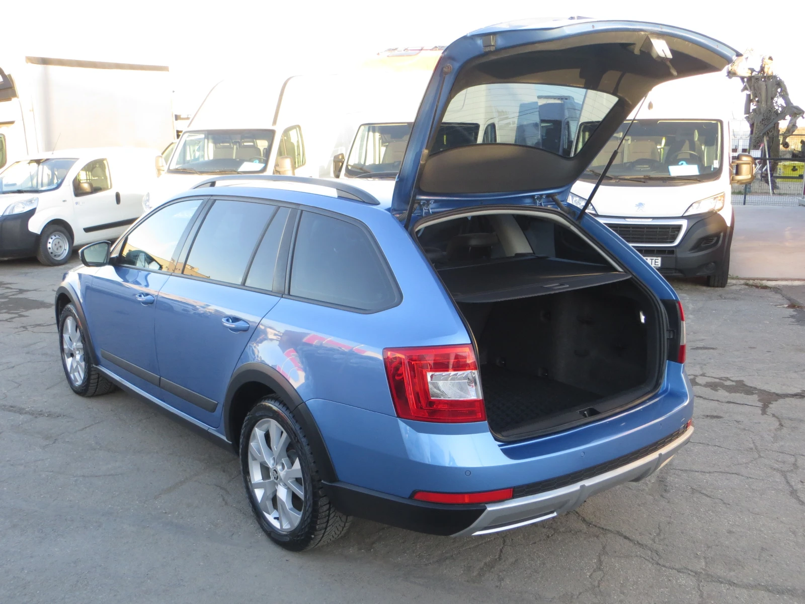 Skoda Octavia SCOUT 4x4 | Mobile.bg   15