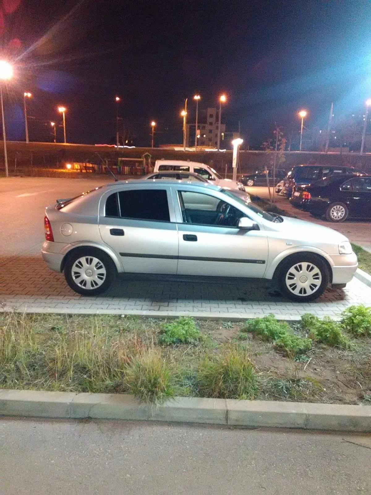 Opel Astra 1.8 - изображение 2