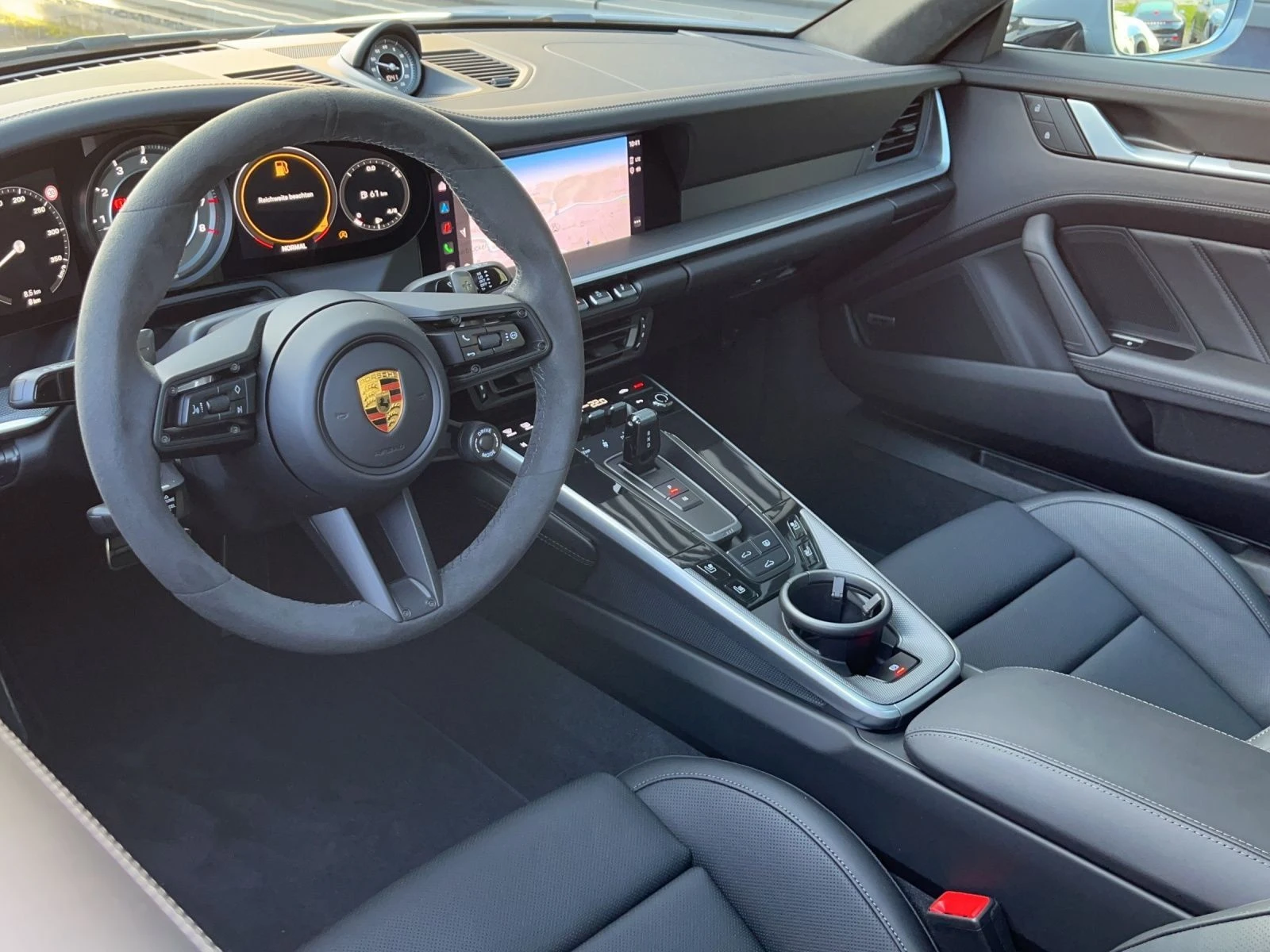 Porsche 911 Turbo = Sport Chrono= Гаранция - изображение 8
