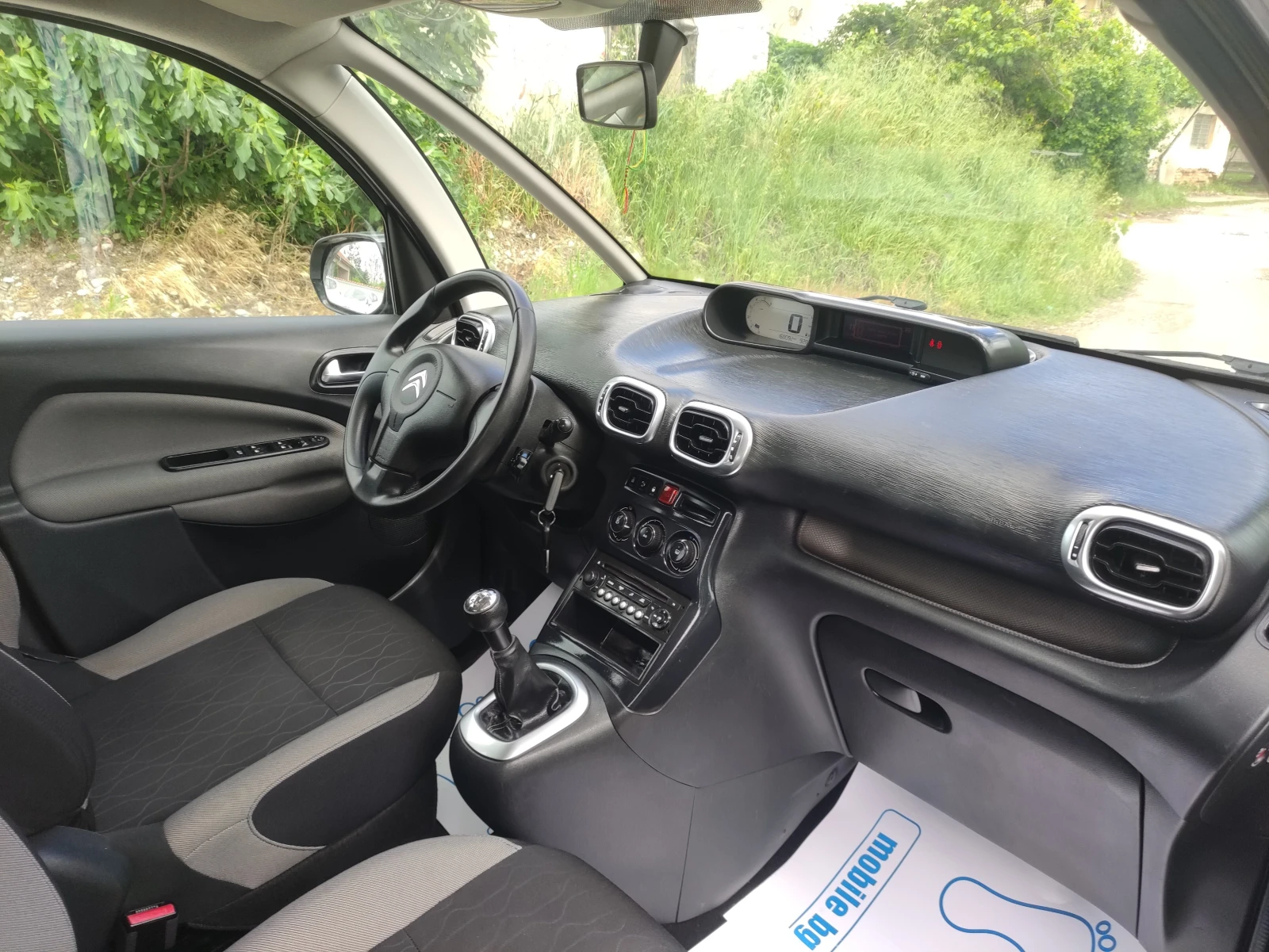 Citroen C3 Picasso 1.6hdi  лед 165000км евро 6б - изображение 7