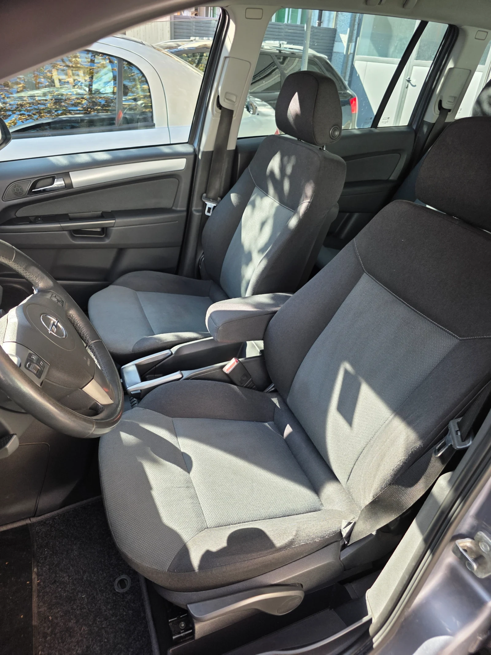 Opel Zafira  - изображение 7