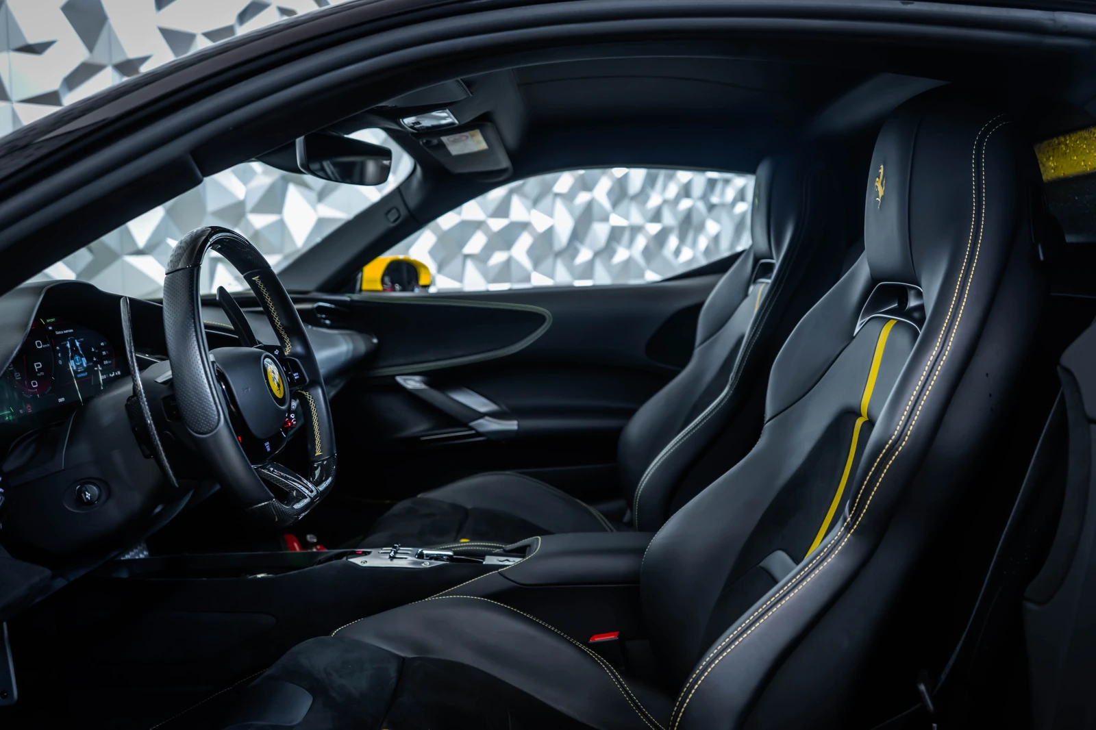 Ferrari SF 90 Stradale* Giallo | Mobile.bg   13