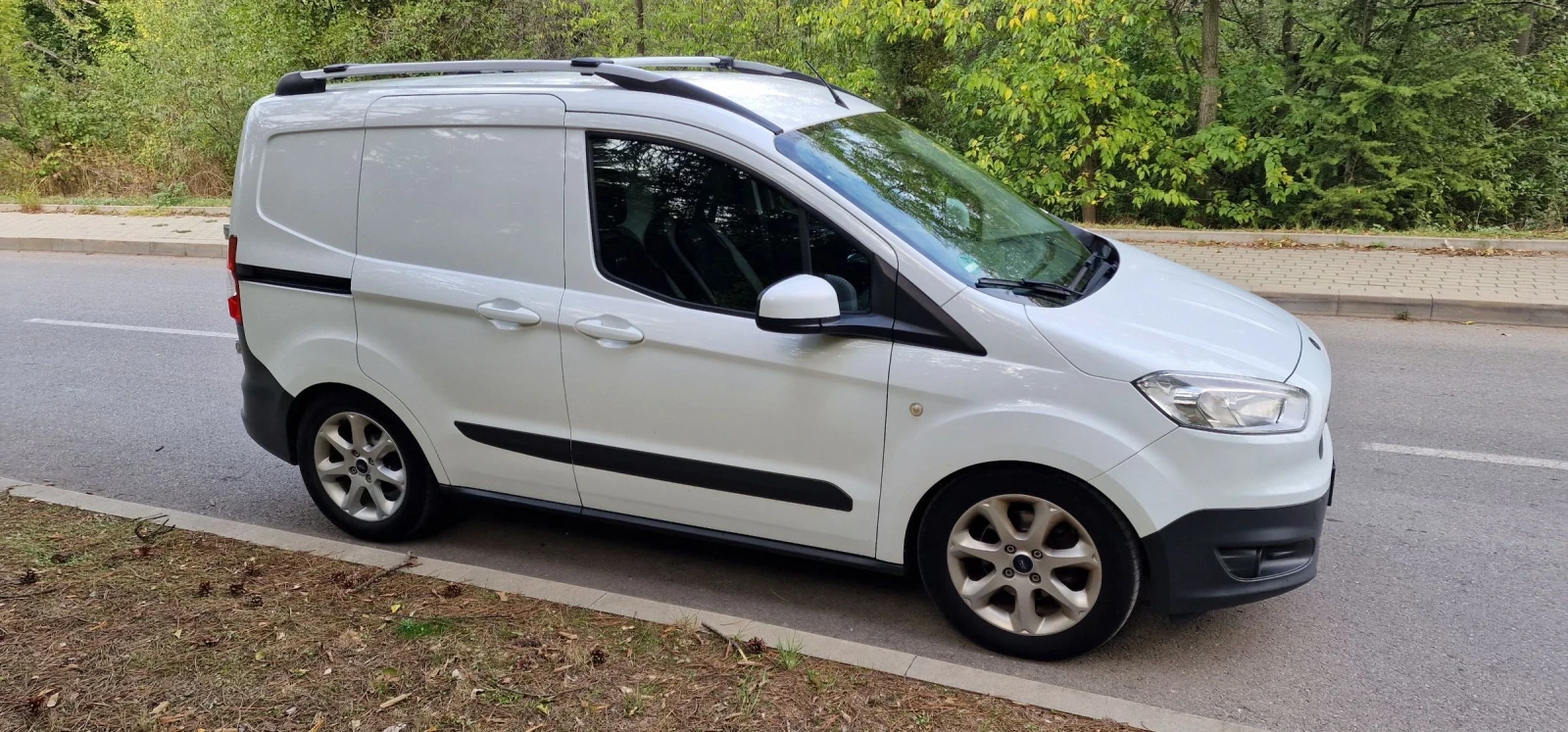 Ford Courier 1.6D 95к.с. Германия - изображение 8