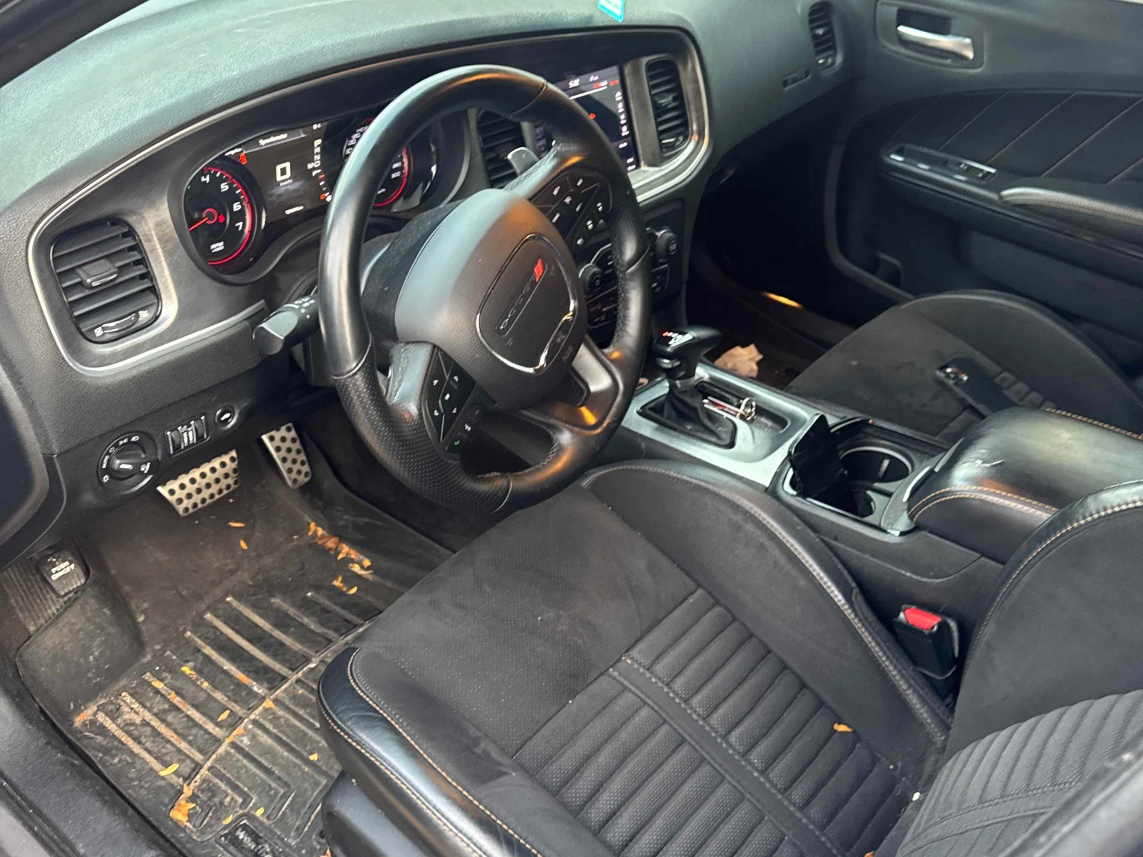 Dodge Charger R/T 392 Daytona * * CARFAX * *   * *  | Mobile.bg   6