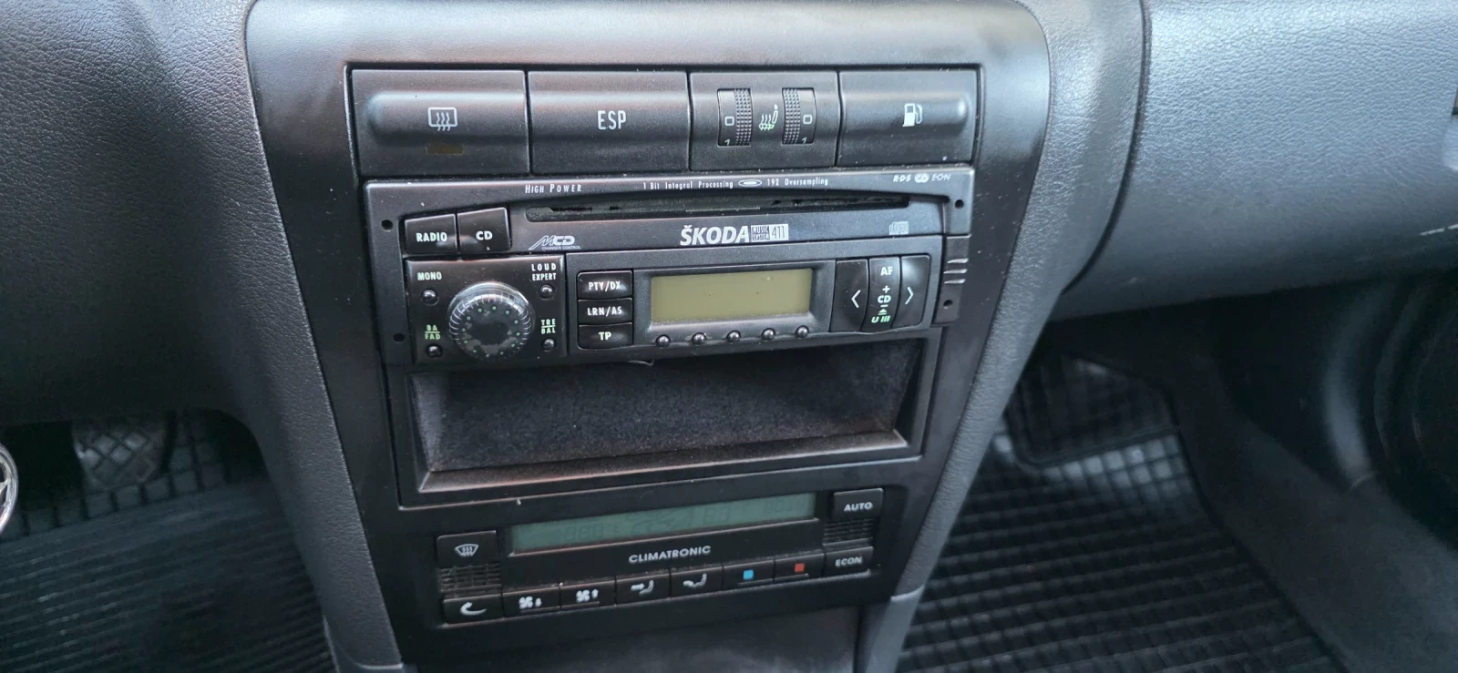 Skoda Octavia 2.0 - изображение 10