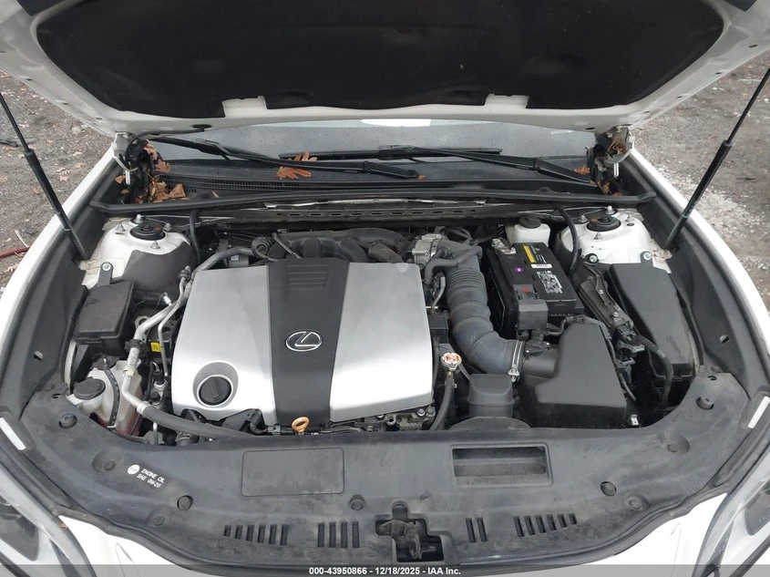 Lexus ES 350 - изображение 10