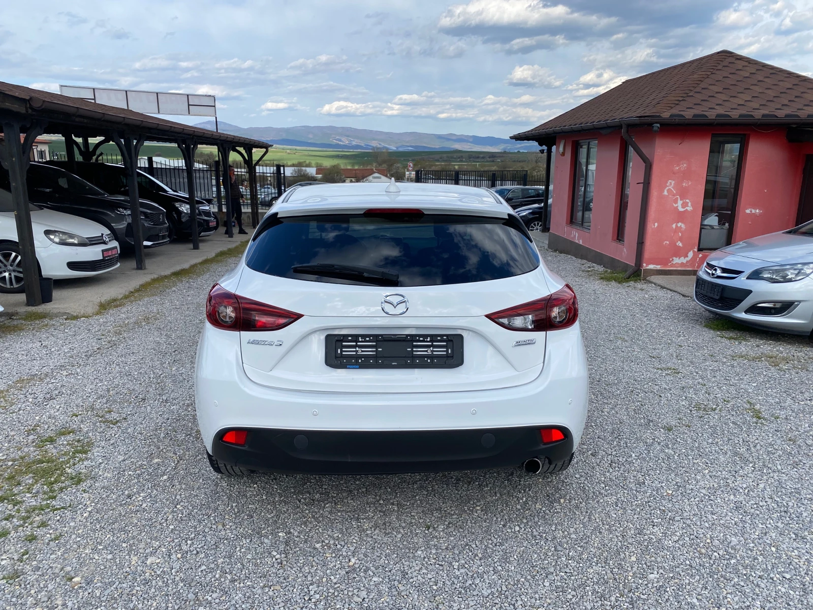 Mazda 3 1.5 DIZEL skyactiv, снимка 6 - Автомобили и джипове - 54135886