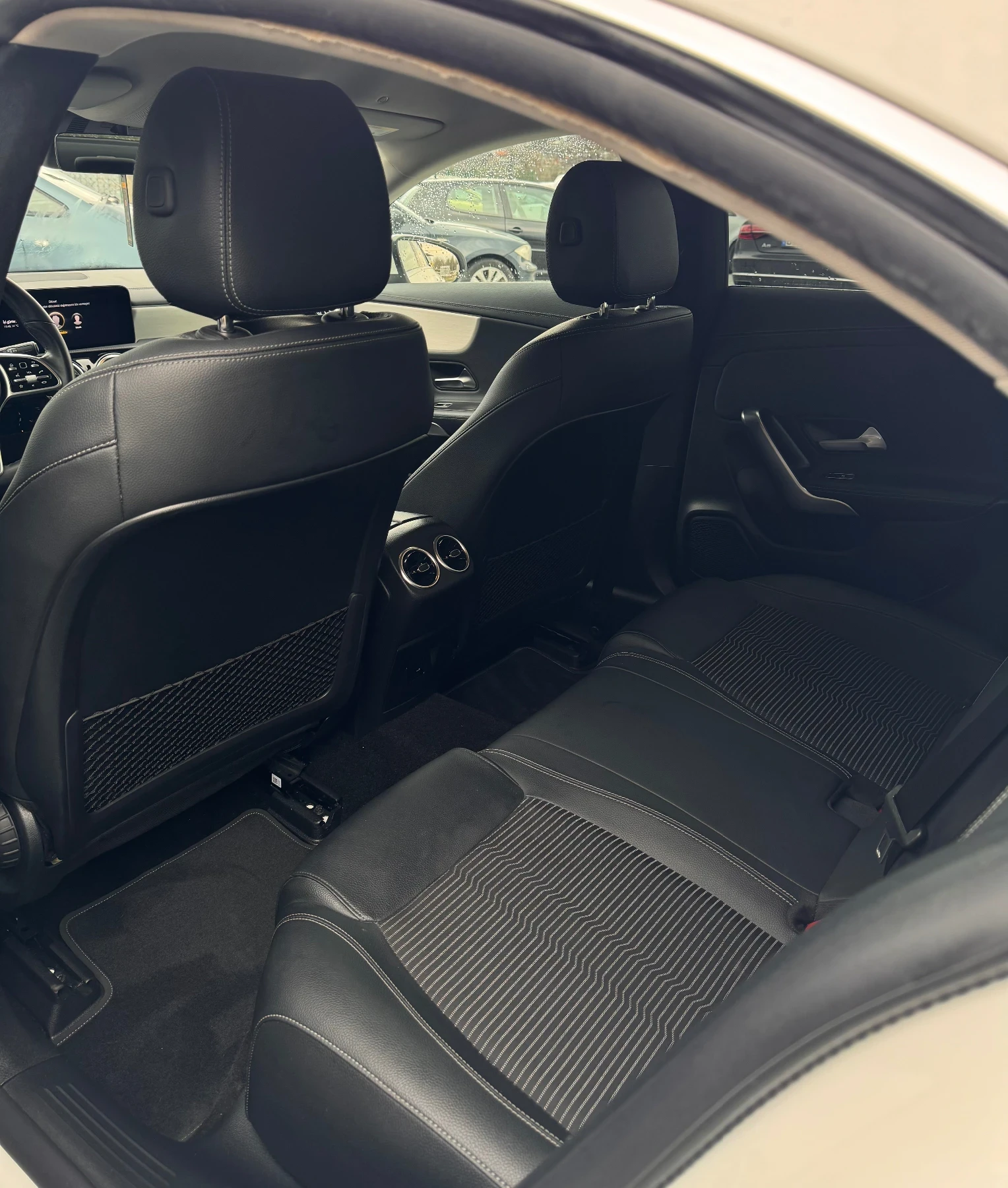 Mercedes-Benz CLA 200 AMG 45s, снимка 14 - Автомобили и джипове - 54176167