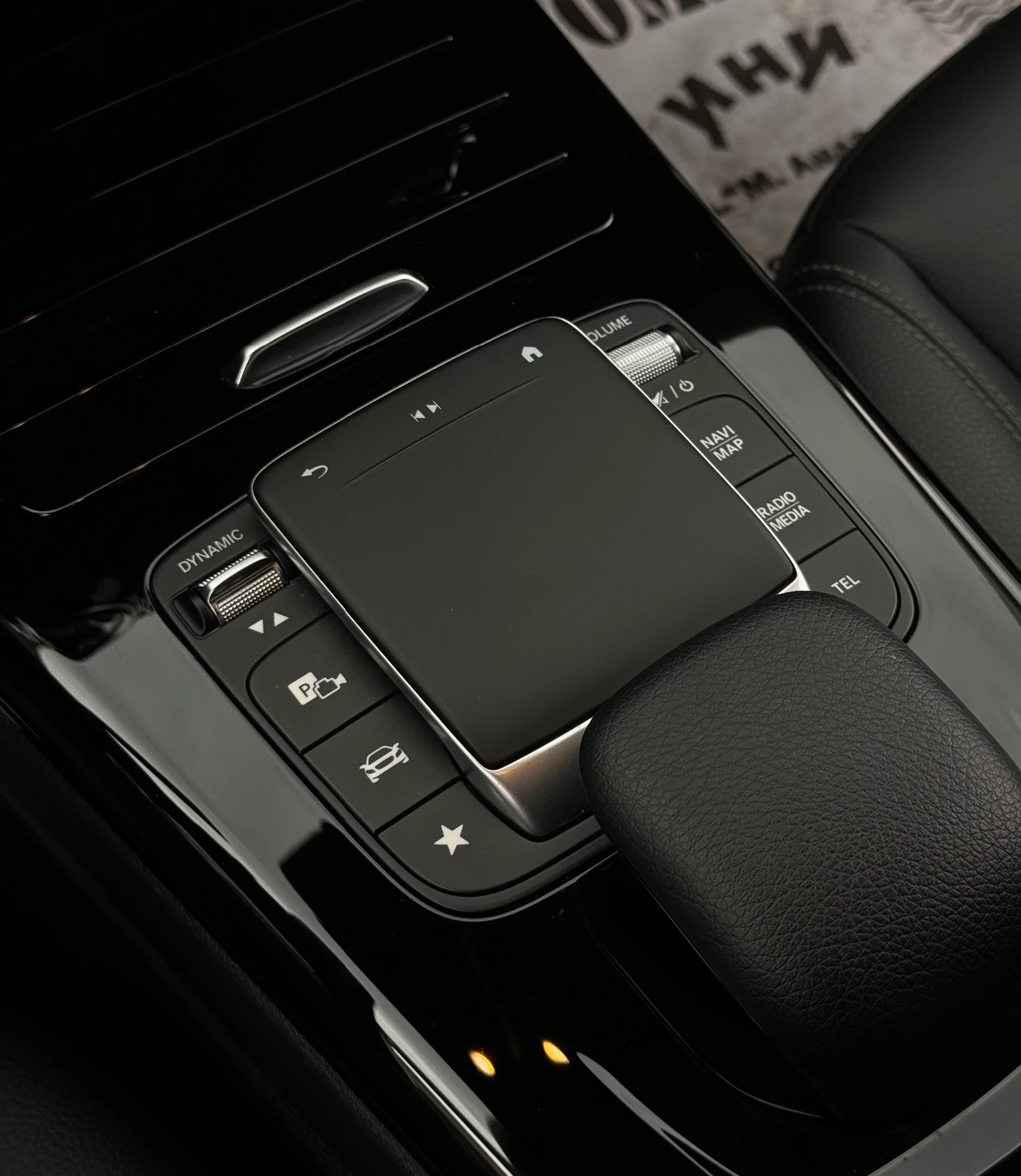 Mercedes-Benz CLA 200 AMG 45s, снимка 12 - Автомобили и джипове - 54176167