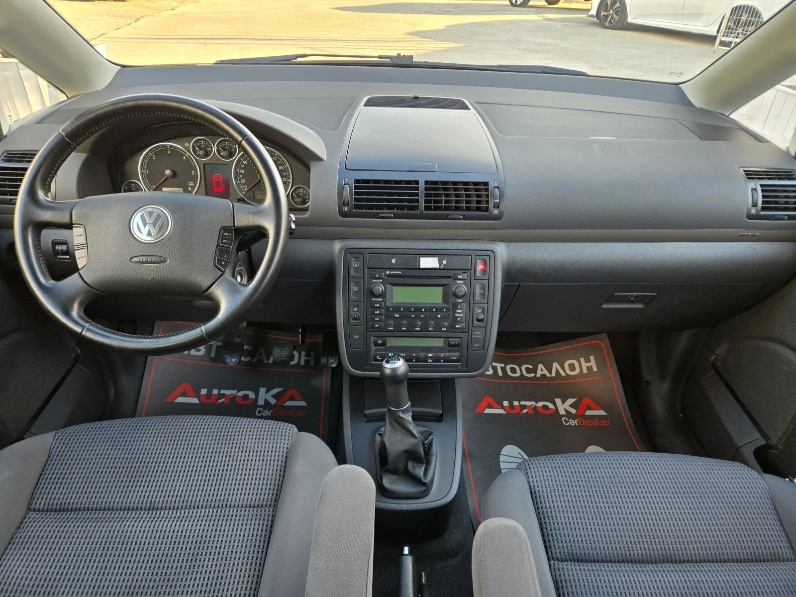 VW Sharan 1.9TDI-116кс= 4х4= 7МЕСТА= BUSSINES= КСЕНОН= FACE, снимка 13 - Автомобили и джипове - 54181022