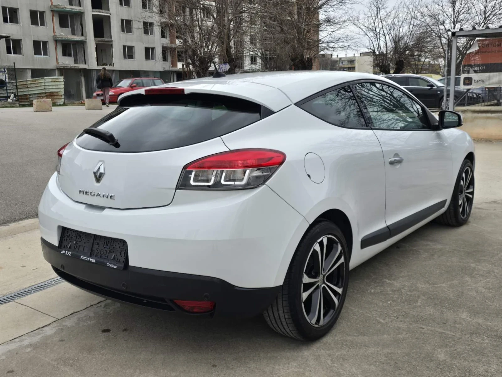 Renault Megane 1.6i NAVI , снимка 14 - Автомобили и джипове - 54209184